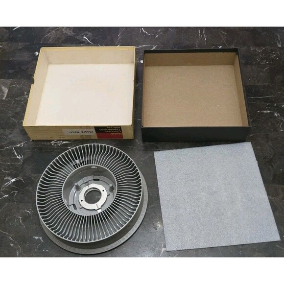 Vintage Kodak Carousel Transvue 80 Slide Tray with Original Box Gray For Slides - Picture 6 of 12